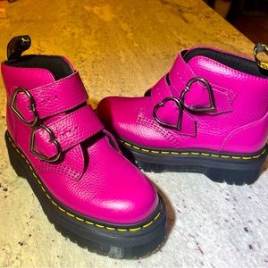 Doc Marten Devon Heart Boots - NWOT